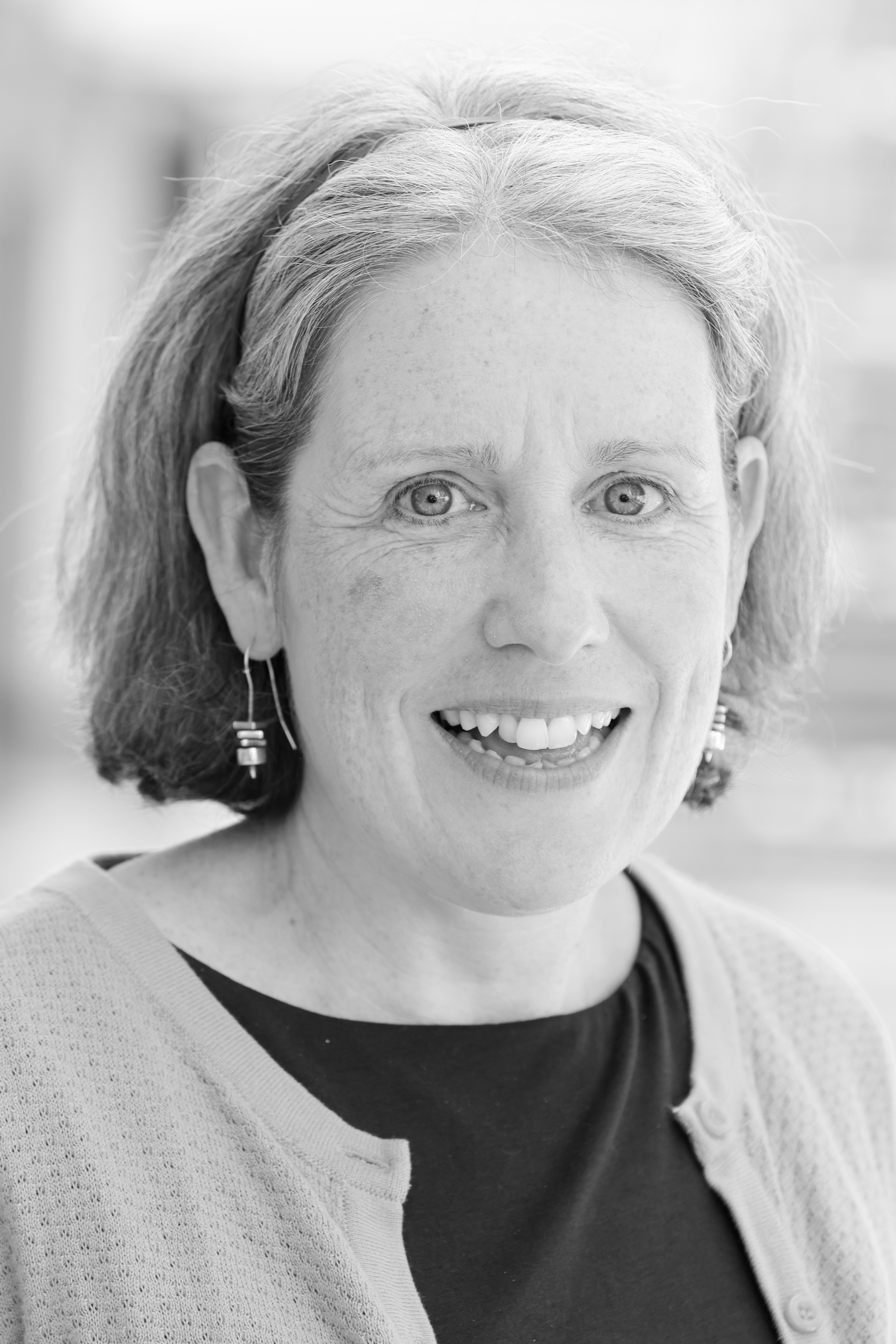 Dr. Barbara Whelan